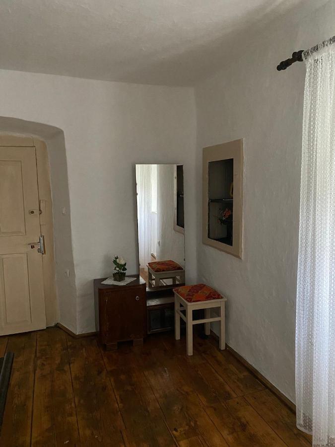 Cultural Monument House Vecchia Villa โอโทชาส ภายนอก รูปภาพ